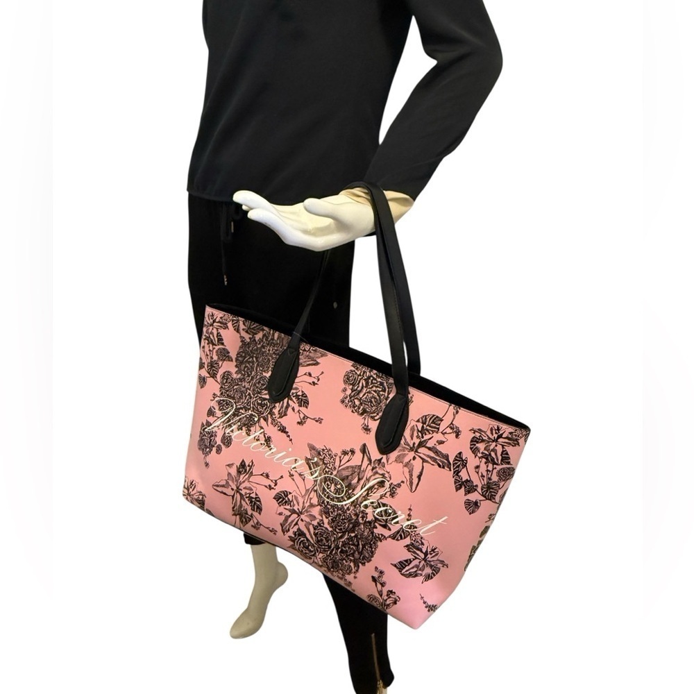 Victoria's Secret Floral Logo Tote Pink Floral Tote Bag. In new conditions